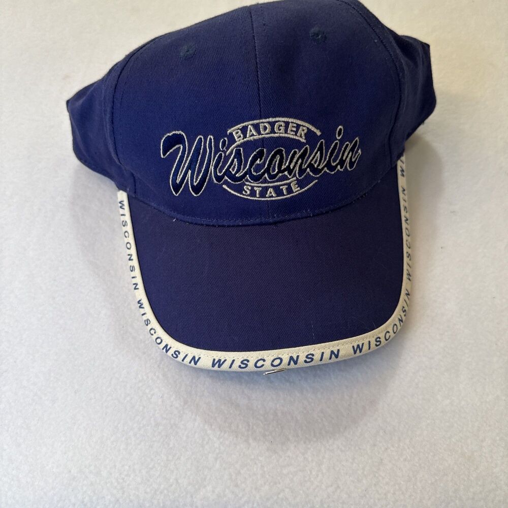Wisconsin Badger State Hat Cap Strap Back Beige Blue Embroidered Logo Souvenir